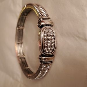 Beautiful silver bracelet w a little bling
